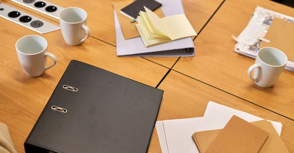 Do You Need a Coupon Organizer? The Benefits Explained