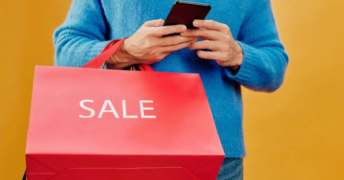 Comparing Digital vs. Paper Coupons: Which One is Better?